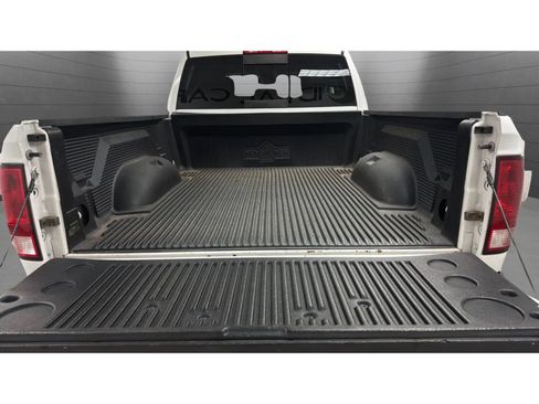 Used 2017 RAM 1500 Big Horn RWD image 19