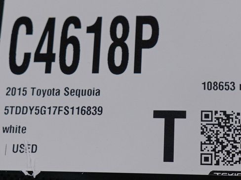 Used 2015 Toyota Sequoia Platinum image 39