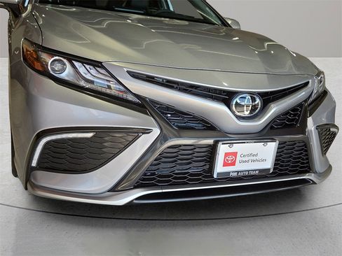 Used 2024 Toyota Camry XSE image 9