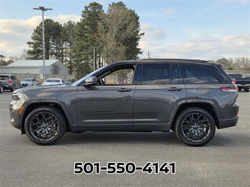 Used 2025 Jeep Grand Cherokee Summit w/ Obsidian Package image 2