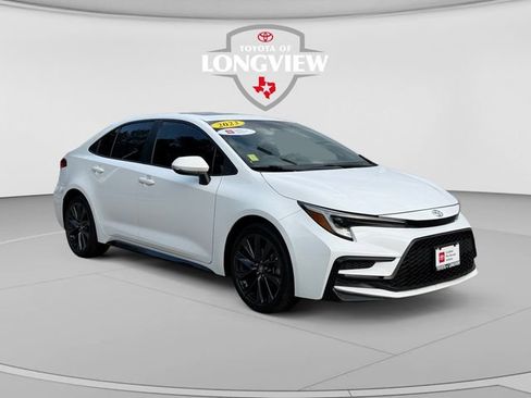 Certified 2023 Toyota Corolla SE w/ SE Premium Package FWD image 7