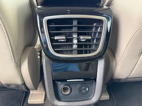 Certified 2022 Lincoln Nautilus FWD w/ Premium Package image 21
