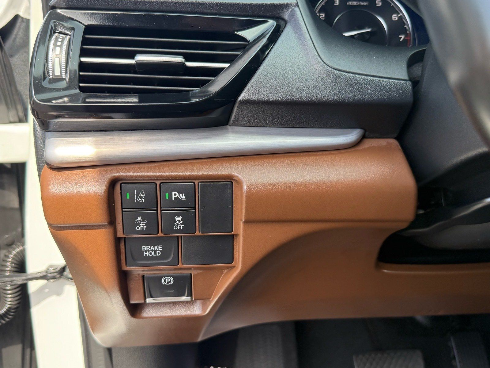 Used 2020 Acura RDX w/ Technology Package AWD/4WD image 15