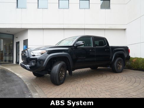 Used 2023 Toyota Tacoma 4x4 Double Cab w/ Trail Edition image 17
