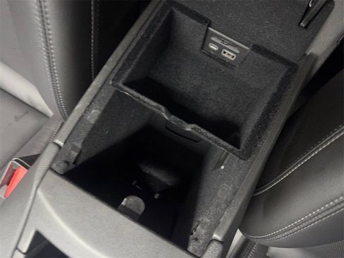 Used 2021 Cadillac XT6 Premium Luxury image 76