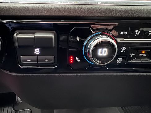 Certified 2023 GMC Sierra 1500 Elevation AWD/4WD image 24