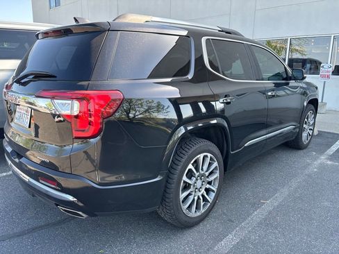 Used 2021 GMC Acadia Denali w/ Denali Ultimate Package AWD/4WD image 3