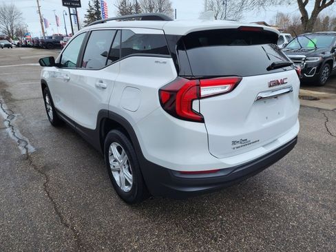 Certified 2023 GMC Terrain SLE w/ Driver Convenience Package image 7