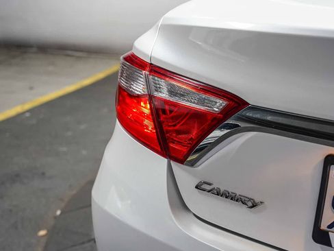 Certified 2016 Toyota Camry XLE w/ Advanced Technology Package FWD image 12