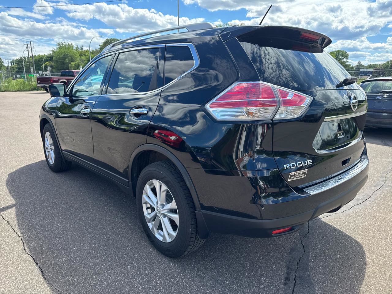 Used 2015 Nissan Rogue SV w/ SV Premium Package AWD/4WD image 7