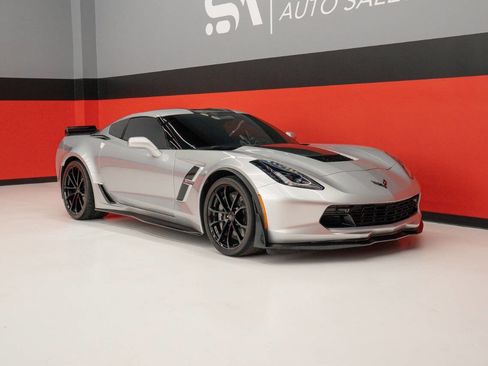 Used 2017 Chevrolet Corvette Grand Sport w/ Z07 Performance Package RWD image 47