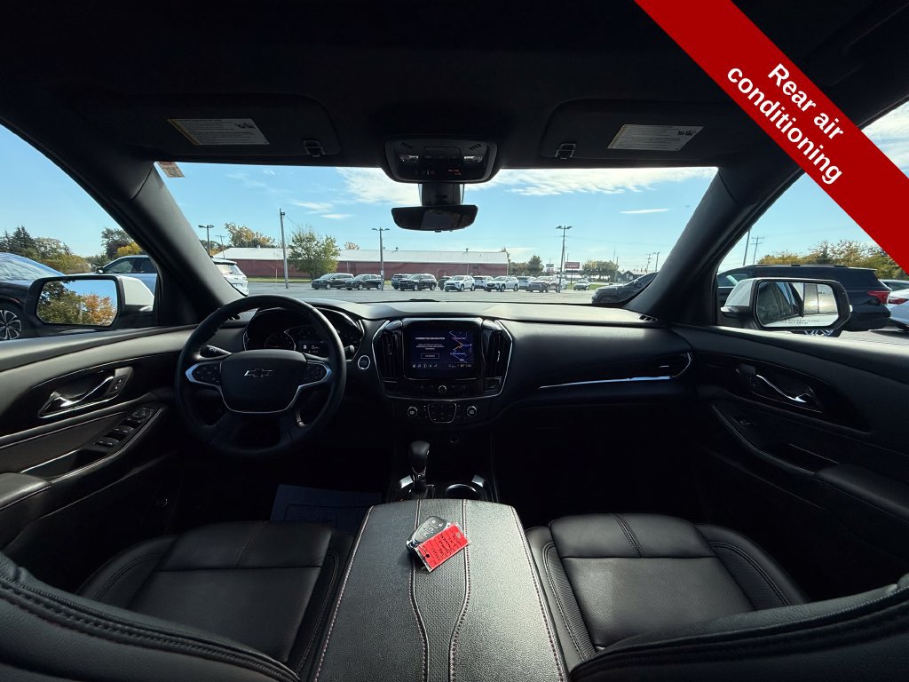 Used 2023 Chevrolet Traverse RS AWD/4WD image 45