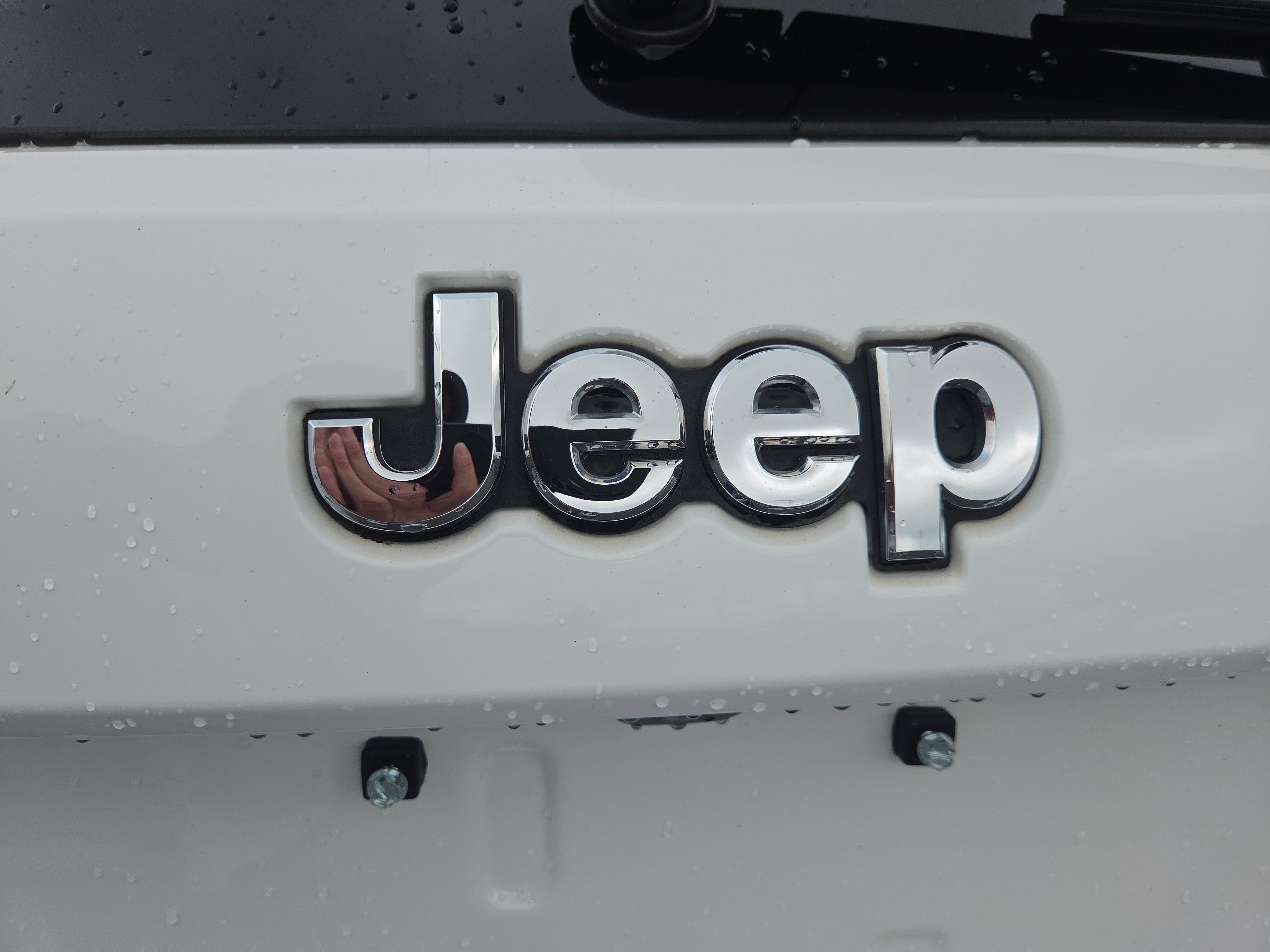 Used 2017 Jeep Grand Cherokee Limited AWD/4WD image 23