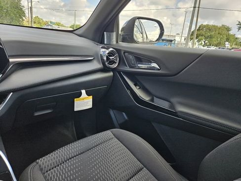 New 2026 Chevrolet Equinox LT FWD image 8