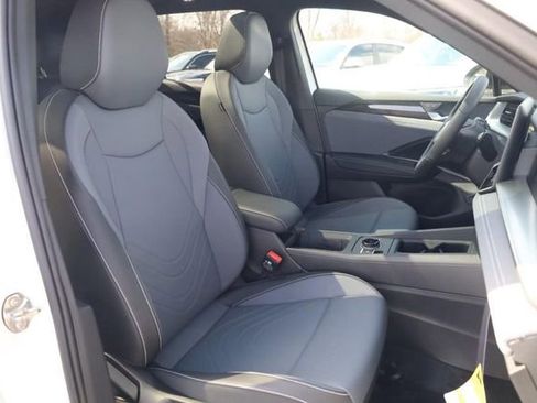 New 2026 Volkswagen Tiguan SE R-Line image 19