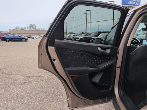 Certified 2020 Ford Escape SE FWD image 23