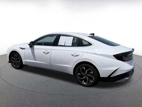 Used 2025 Hyundai Sonata SEL FWD image 13