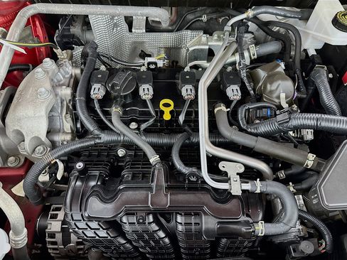 Used 2022 Mitsubishi Outlander SE image 37