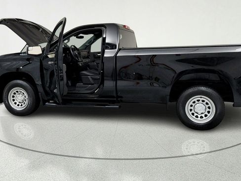 Certified 2022 Chevrolet Silverado 1500 W/T w/ WT Convenience Package AWD/4WD image 10