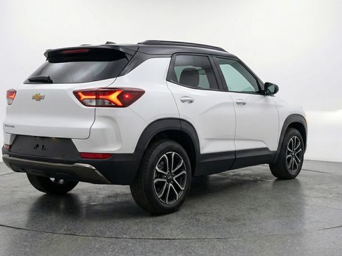 Used 2025 Chevrolet TrailBlazer LT image 9