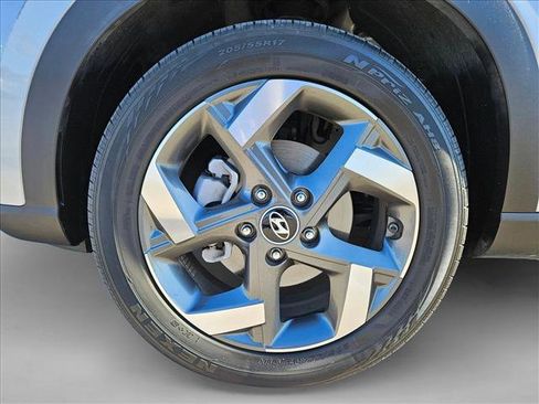 Used 2022 Hyundai Venue SEL w/ Cargo Package image 22