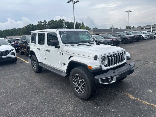 New 2025 Jeep Wrangler Unlimited Sahara w/ Safety Group AWD/4WD image 4