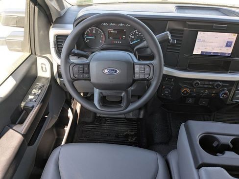 New 2025 Ford F350 XL w/ XL Chrome Package image 15