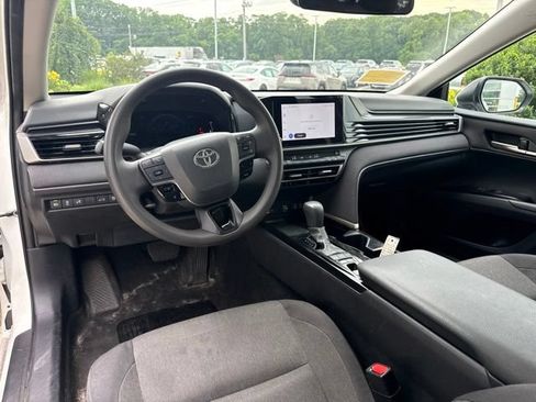Used 2025 Toyota Camry LE FWD image 25