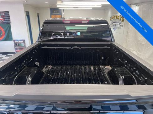 Used 2022 Chevrolet Silverado 1500 LT image 12