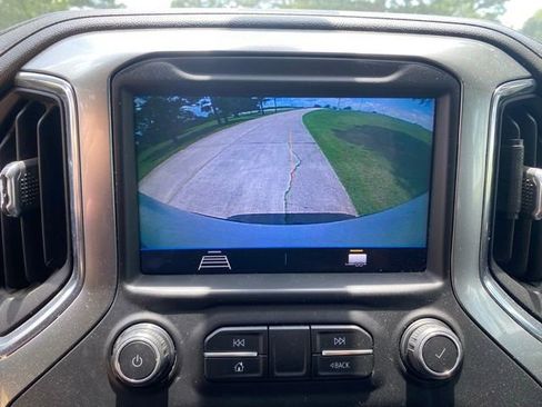 Used 2019 Chevrolet Silverado 1500 LT w/ Remote Start Package AWD/4WD image 23