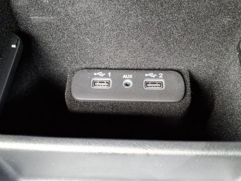 Used 2023 Dodge Charger R/T w/ Blacktop Package image 16