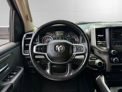 Used 2019 RAM 1500 Big Horn RWD image 12