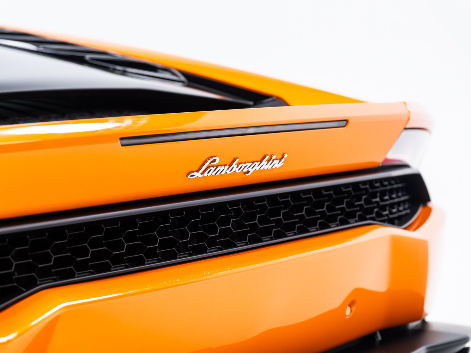 Used 2016 Lamborghini Huracan LP 610-4 AWD/4WD image 31