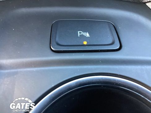 Used 2024 Chevrolet Equinox LT FWD image 29