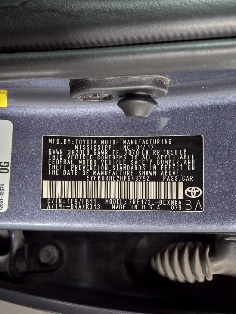 Used 2017 Toyota Corolla LE FWD image 27