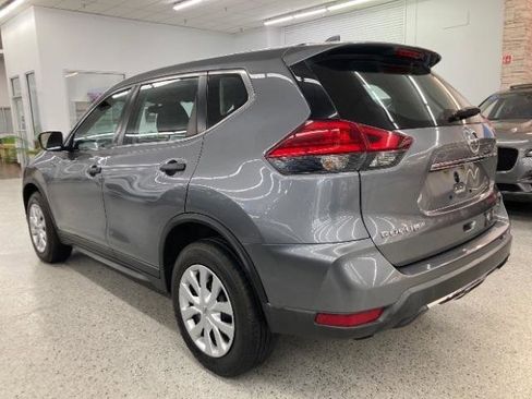 Used 2017 Nissan Rogue S AWD/4WD image 6