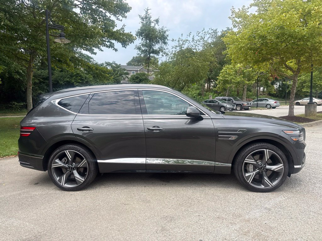 Certified 2025 Genesis GV80 3.5T Prestige AWD/4WD image 11