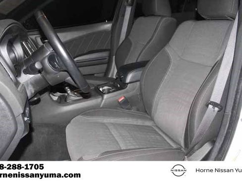 Used 2022 Dodge Charger SXT w/ Blacktop Package image 4