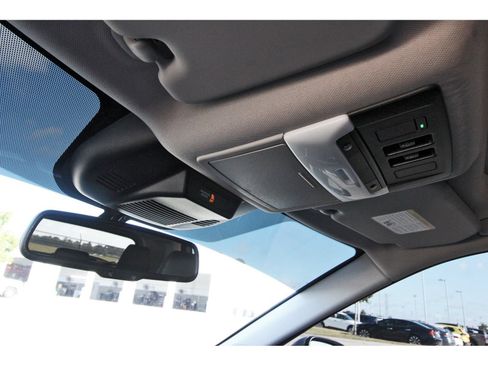 Certified 2024 Nissan Rogue Platinum w/ Platinum Premium Package FWD image 23