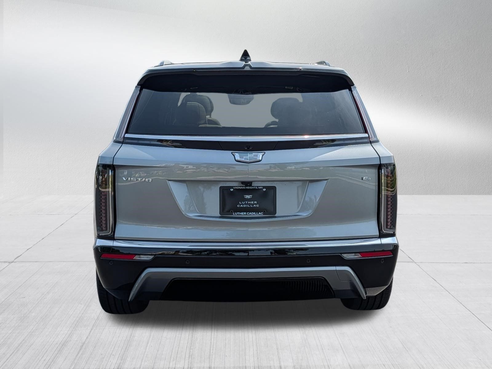 Used 2027 Cadillac Vistiq Luxury w/ LPO, Floor Liner Package AWD/4WD image 5