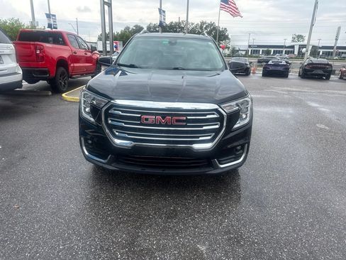 Used 2022 GMC Terrain SLT w/ LPO, Floor Liner Package AWD/4WD image 2