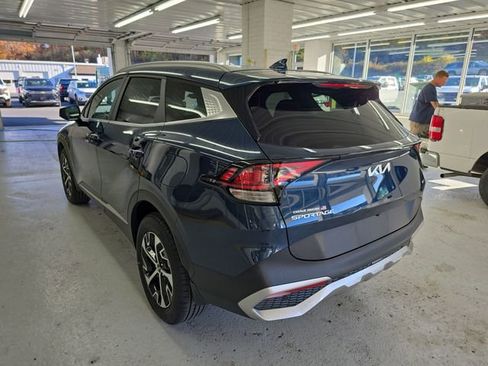 Certified 2023 Kia Sportage EX image 3