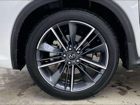 Certified 2025 INFINITI QX50 Sport w/ Cargo Package AWD/4WD image 10