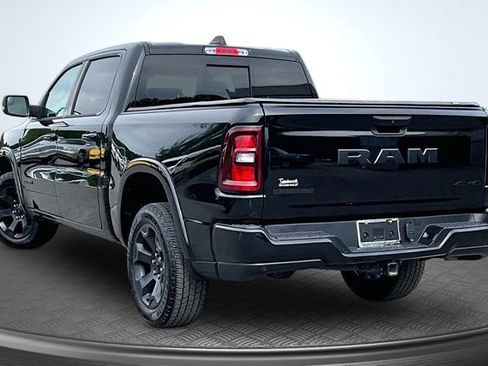 Used 2025 RAM 1500 Big Horn AWD/4WD image 4