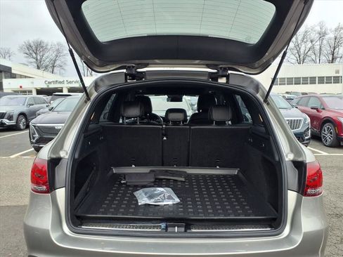 Used 2021 Mercedes-Benz GLC 300 4MATIC image 10