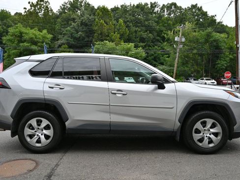 Used 2023 Toyota RAV4 LE AWD/4WD image 6