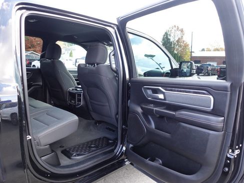 Used 2023 RAM 1500 Big Horn image 24