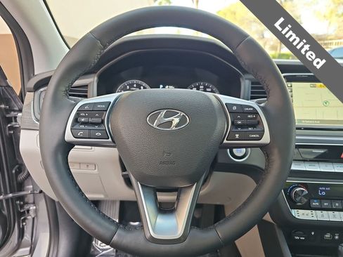 Used 2019 Hyundai Sonata Limited w/ Ultimate Package 04 FWD image 19