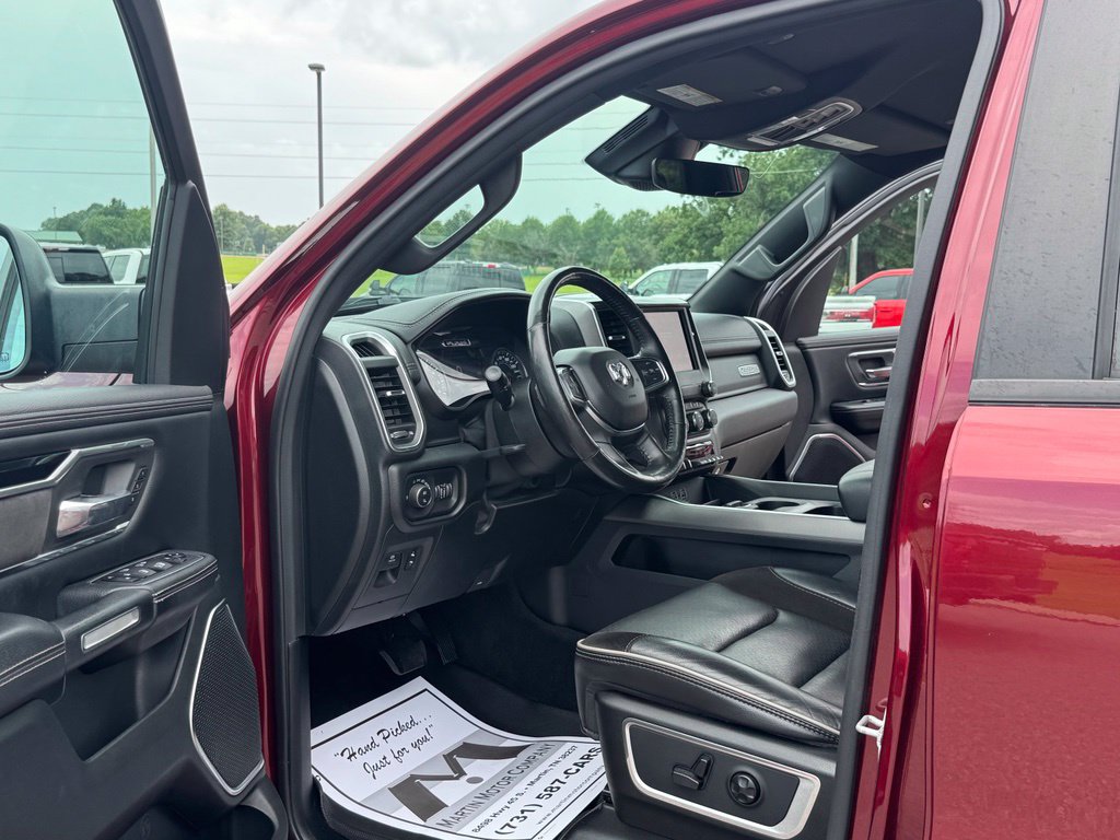 Used 2021 RAM 1500 Laramie w/ Sport Appearance Package AWD/4WD image 23