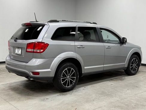 Used 2018 Dodge Journey SXT w/ Connectivity Group image 12